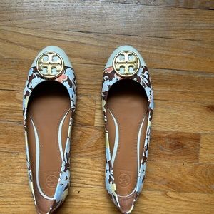 Tory Burch Flats Size 10 never worn